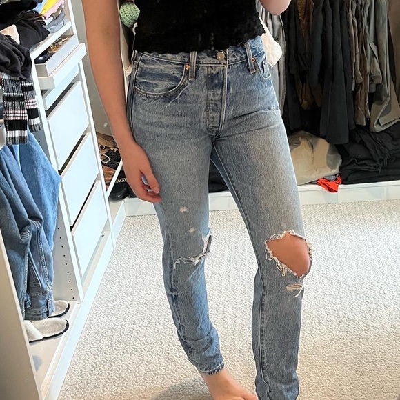 Brand NEW, never worn, Levi’s premium 501 skinny. - Picture 2 of 7